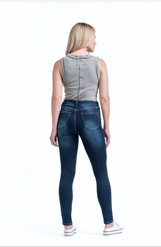 1822 Denim Women's 30" Mid-Rise Butter Skinny Jeans - Raquel