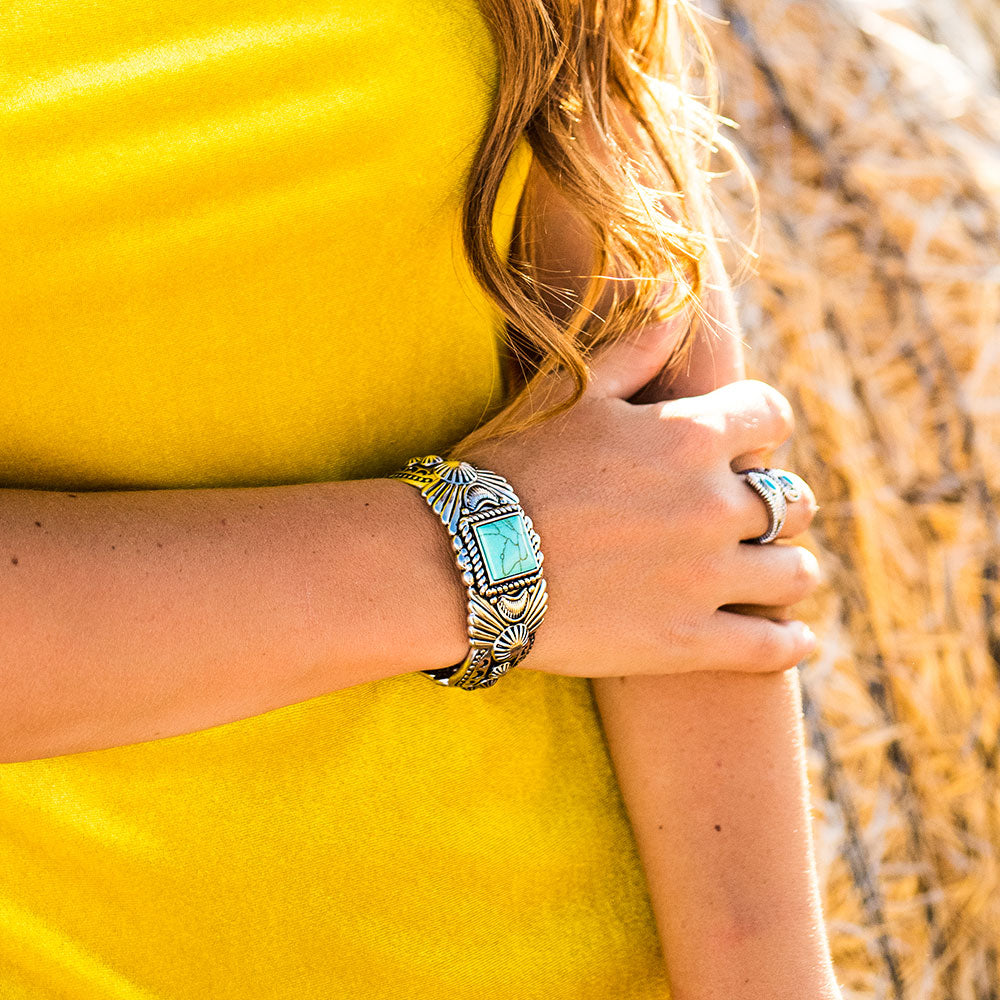 Montana Silversmiths Flourished Turquoise Cuff Bracelet