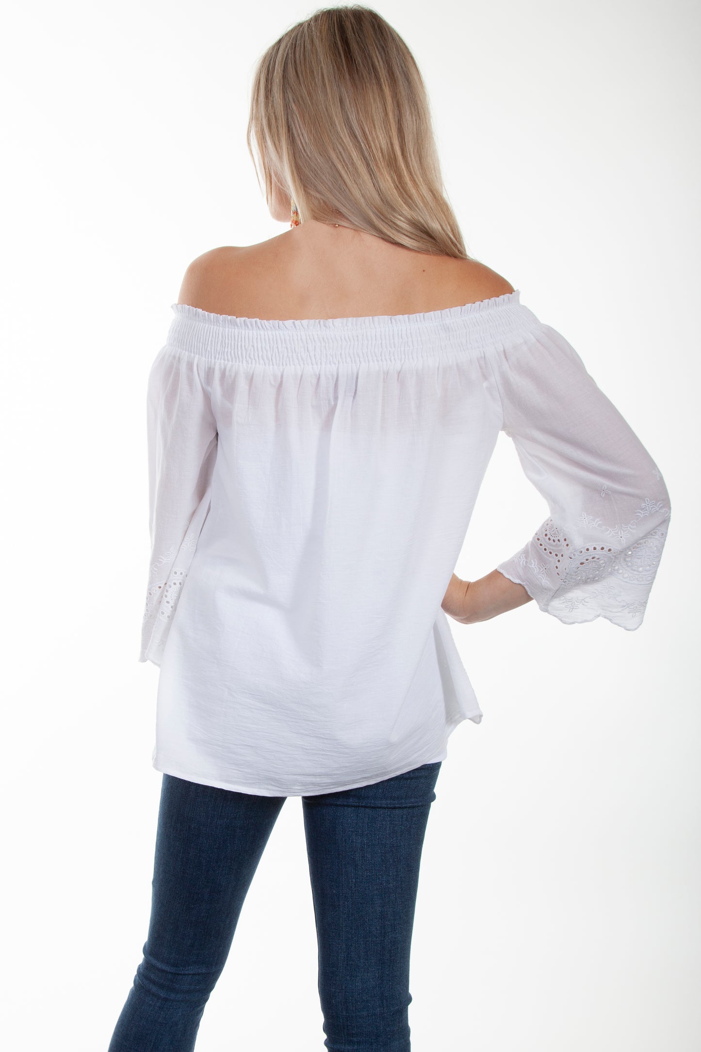 Scully Western Women's Off Shoulder Eyelet Embroidered Bottom Blouse in White