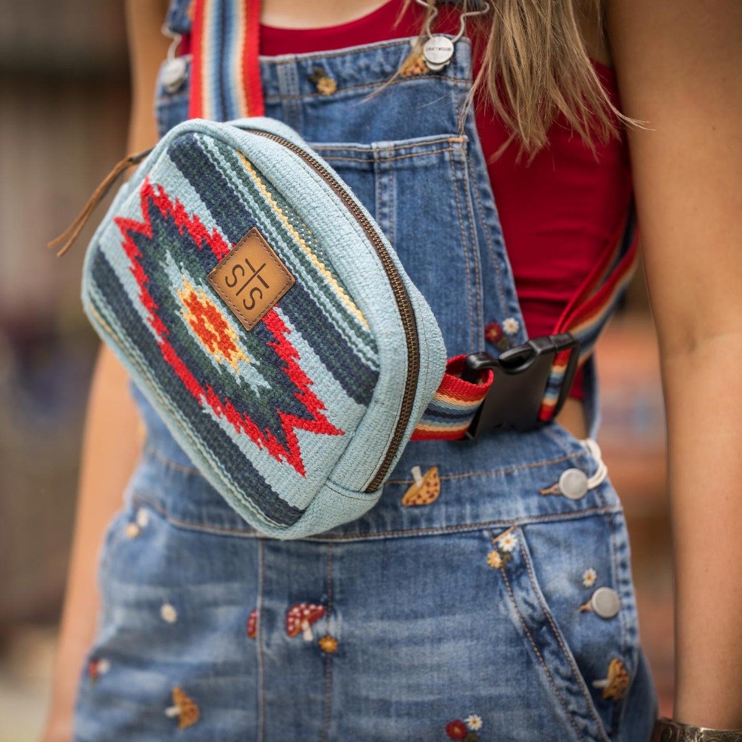 STS Ranchwear Chaynee Valley Serape Collection Kait Sling Leather Compact Stylish Adjustable Belt Bag, One Size