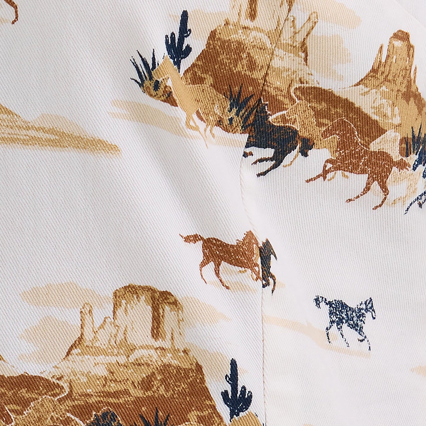 Wrangler Red Desert Print/White Women's Desert Slim Fit Western Snap Tank