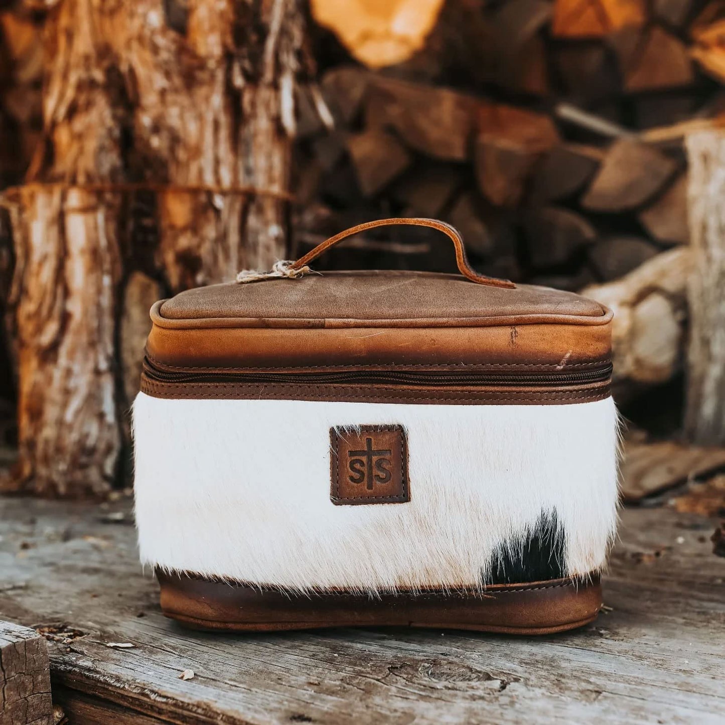STS Ranchwear Cowhide Train Case