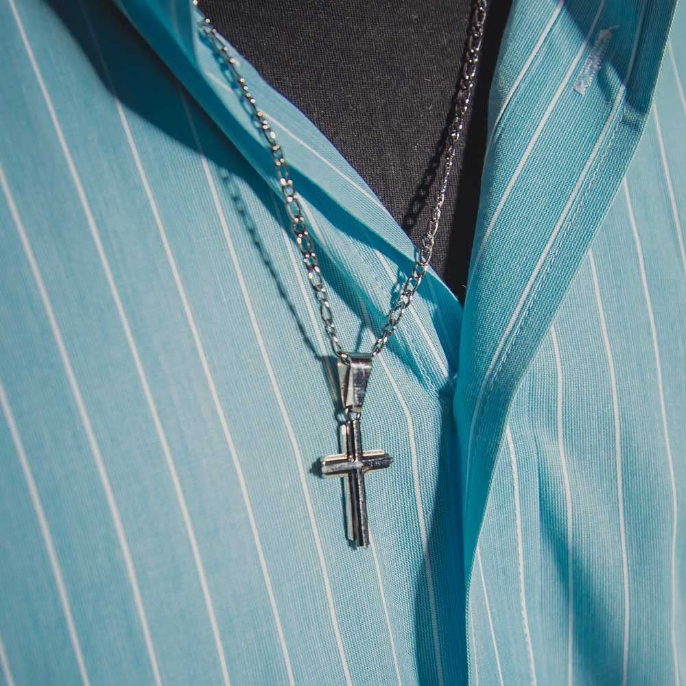 Montana Silversmiths Christian Faith Cross Men's Necklace (Strength of Faith) Silver 24/ inches NC3092