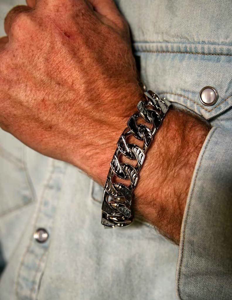 Montana Silversmiths Men's Western Lifestyle Inspired Bracelet (Classic Western Large Cuban Link) 9 inch