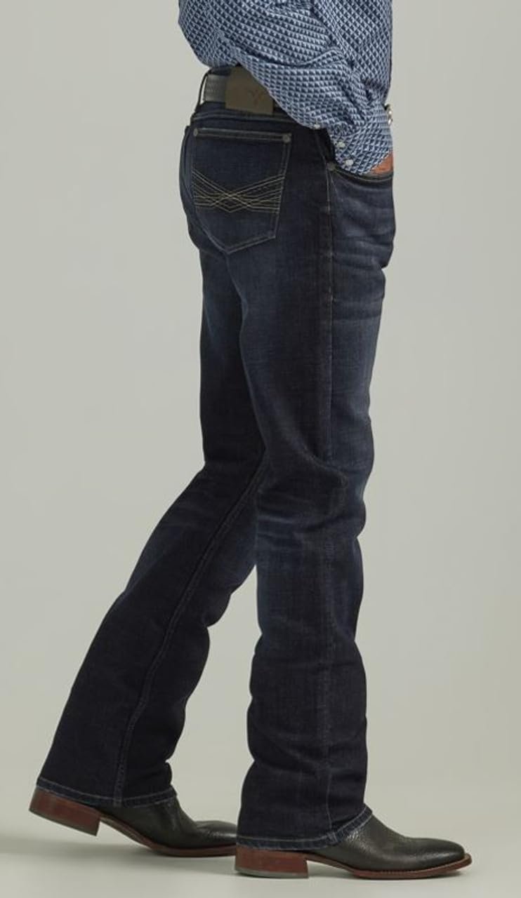 Wrangler Retro Men's Relaxed Bootcut Bowden Jean Denim 42x32