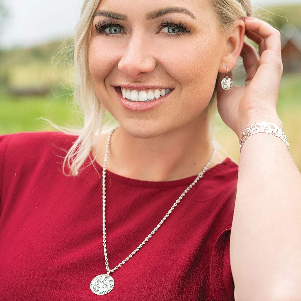 Montana Silversmiths Women's Western Lifestyle Inspired Jewelry Set (Art of The Buckle)