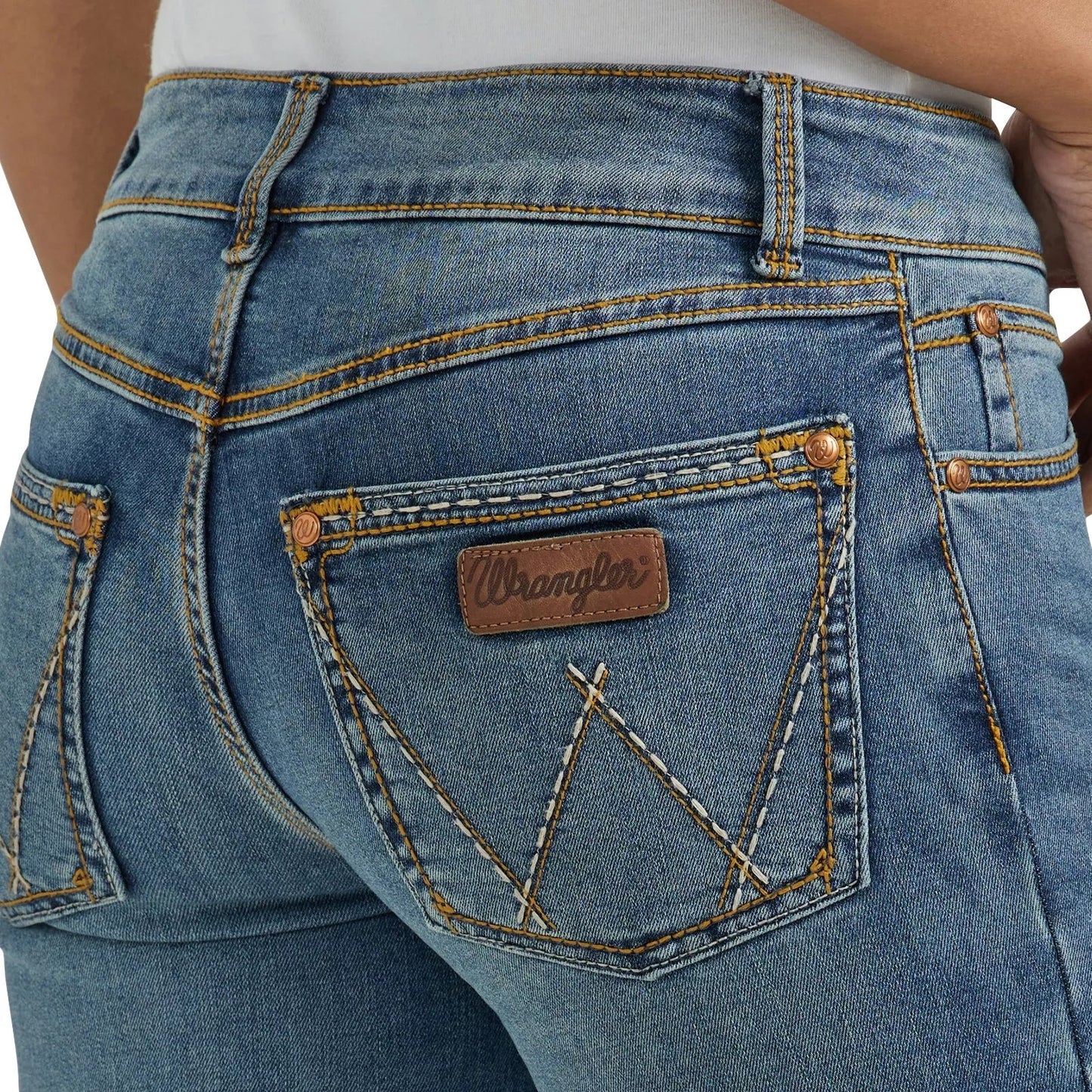 Wrangler Women's Retro Mae Mid Rise Stretch Boot Cut Jean - Comfort Wash