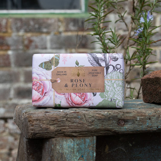 The English Soap Company Luxury Shea Butter Anniversary Wrapped Soap Bars