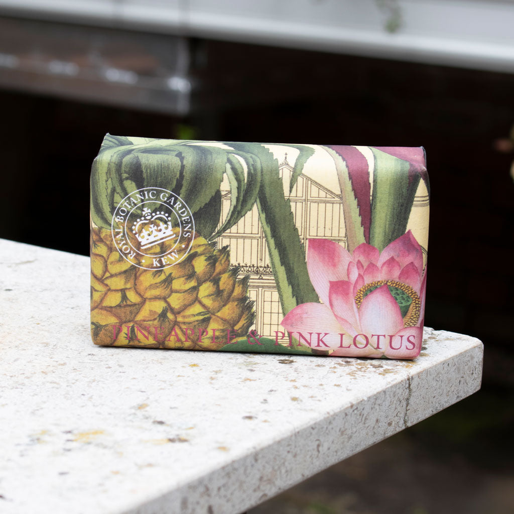 The English Soap Company Royal Botanical Gardens Kew Wrapped Soap Bar