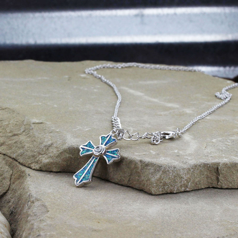 Montana Silversmiths River Of Lights Pond Of Faith Cross Necklace