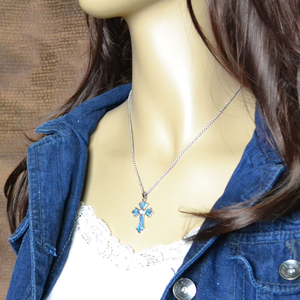 Montana Silversmiths River Of Lights Pond Of Faith Cross Necklace