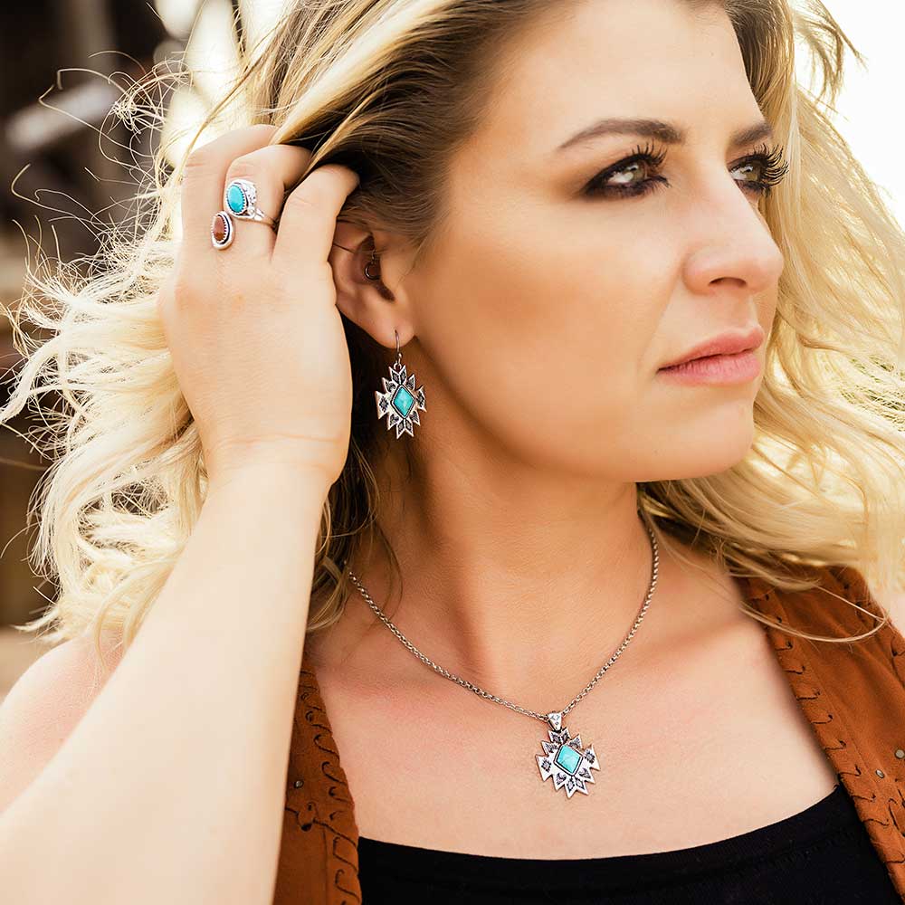 Montana Silversmiths Turquoise Star Pendant Necklace