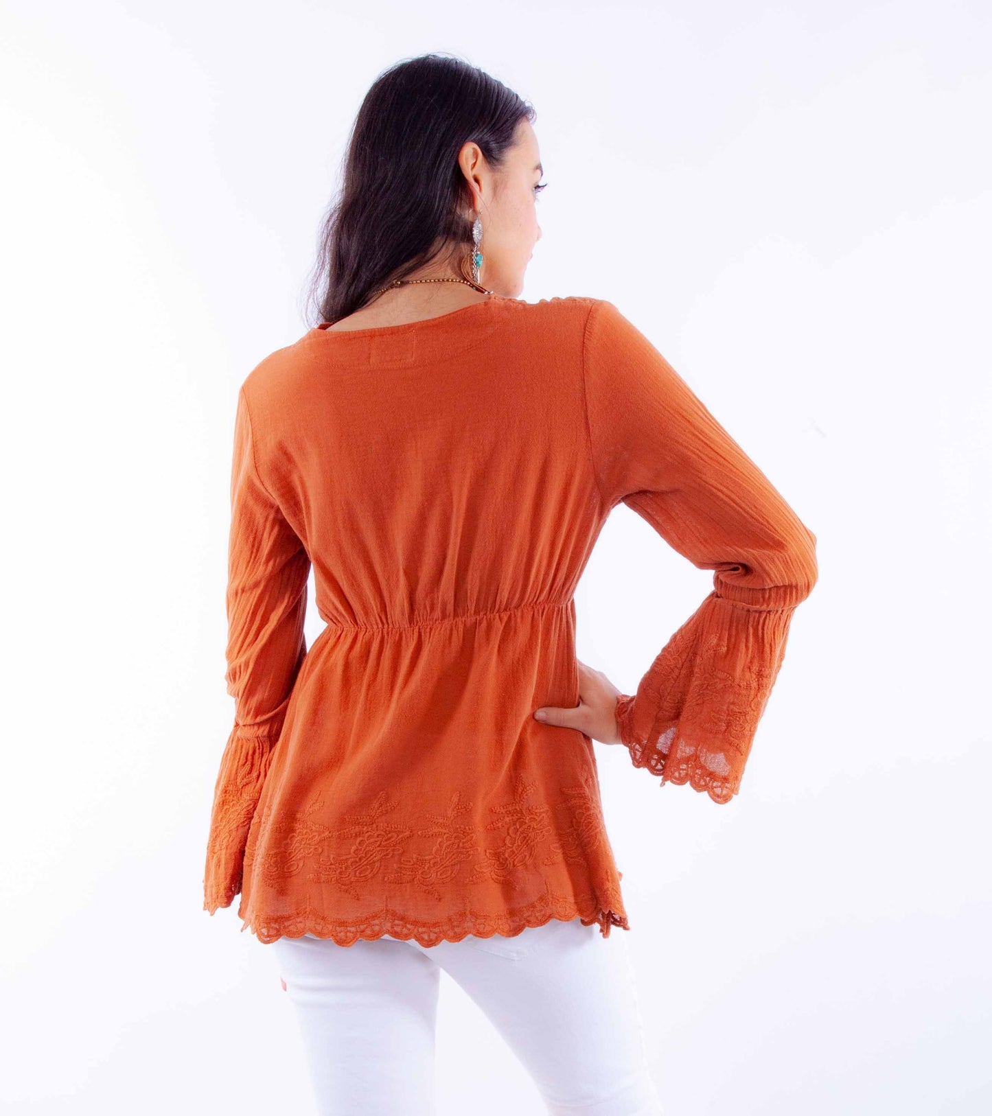 Scully Western Women's Plunging Neckline with bell Sleeves in Ginger