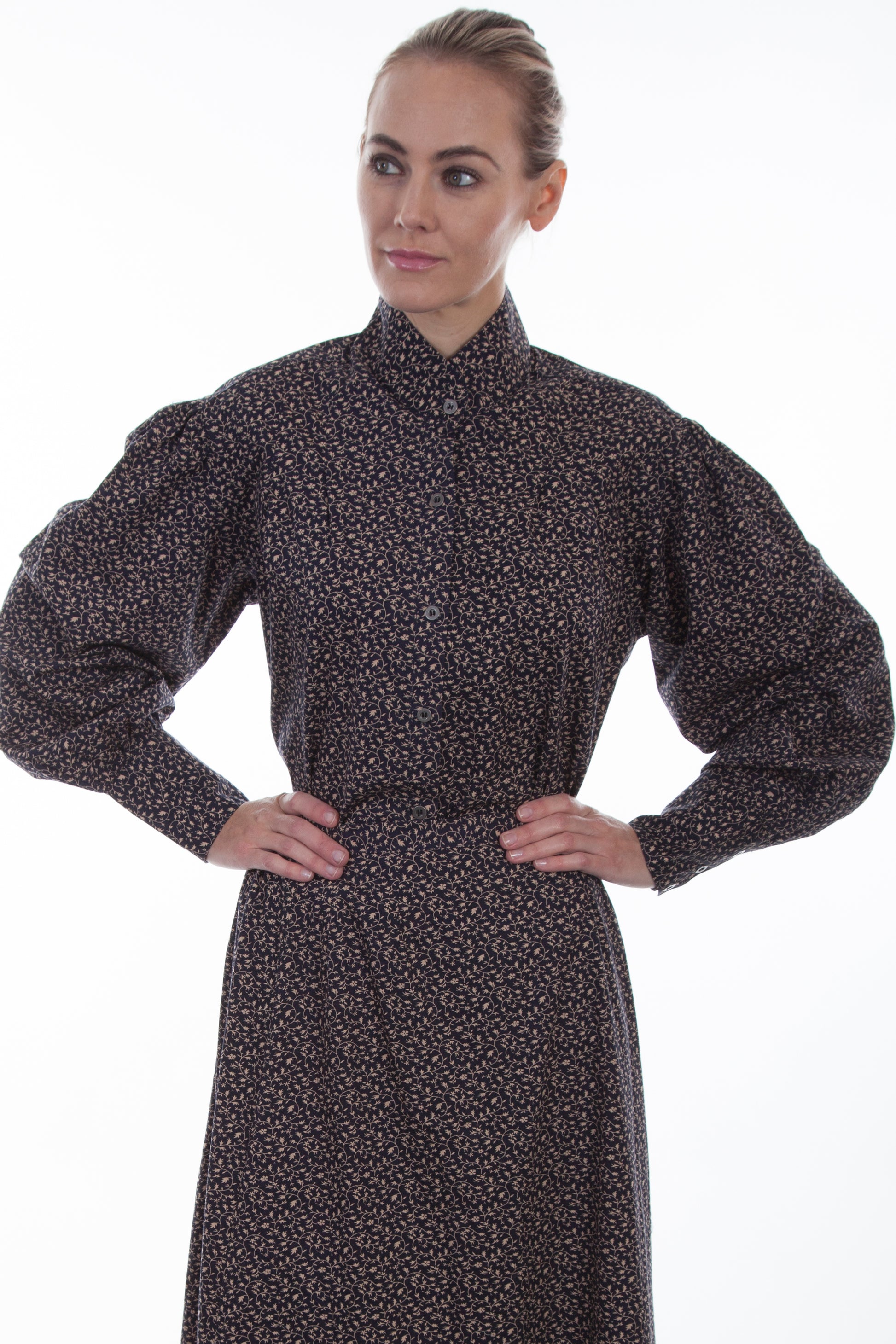 Scully RangeWear Women's Calico Print Blouse in Navy