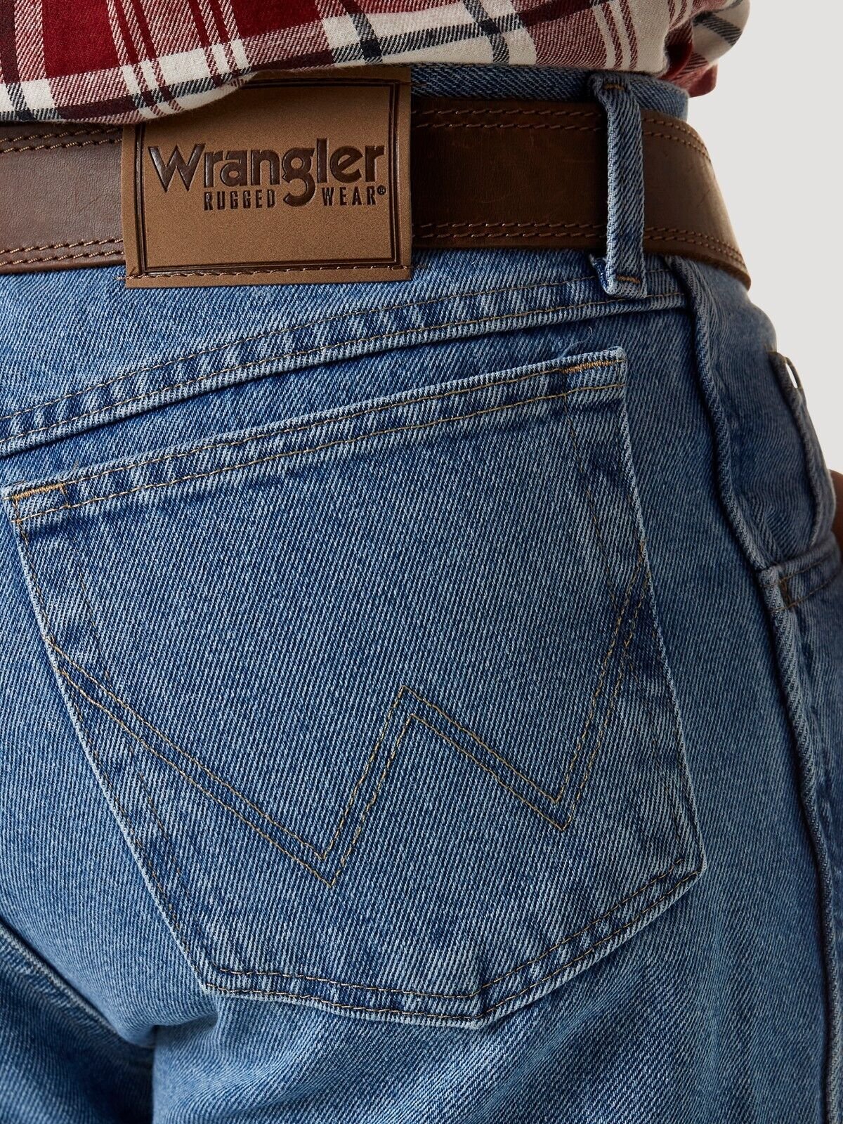 Wrangler Men's Rugged Wear Classic Fit Jeans Stonewash W33 L30