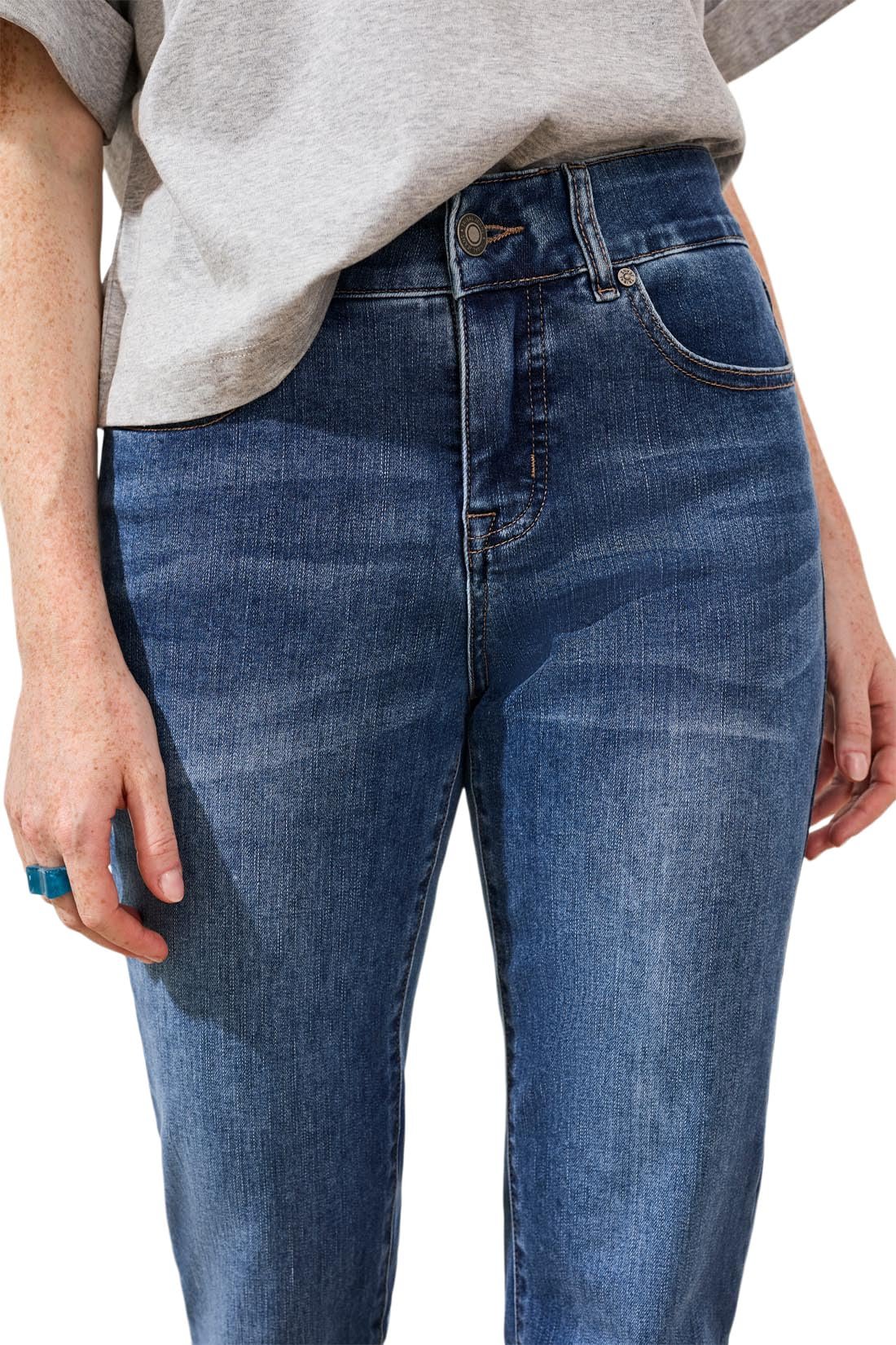 Tribal Women's Sophia Curvy Straight Fit Jeans (Regular, Plus and Petite Sizes)