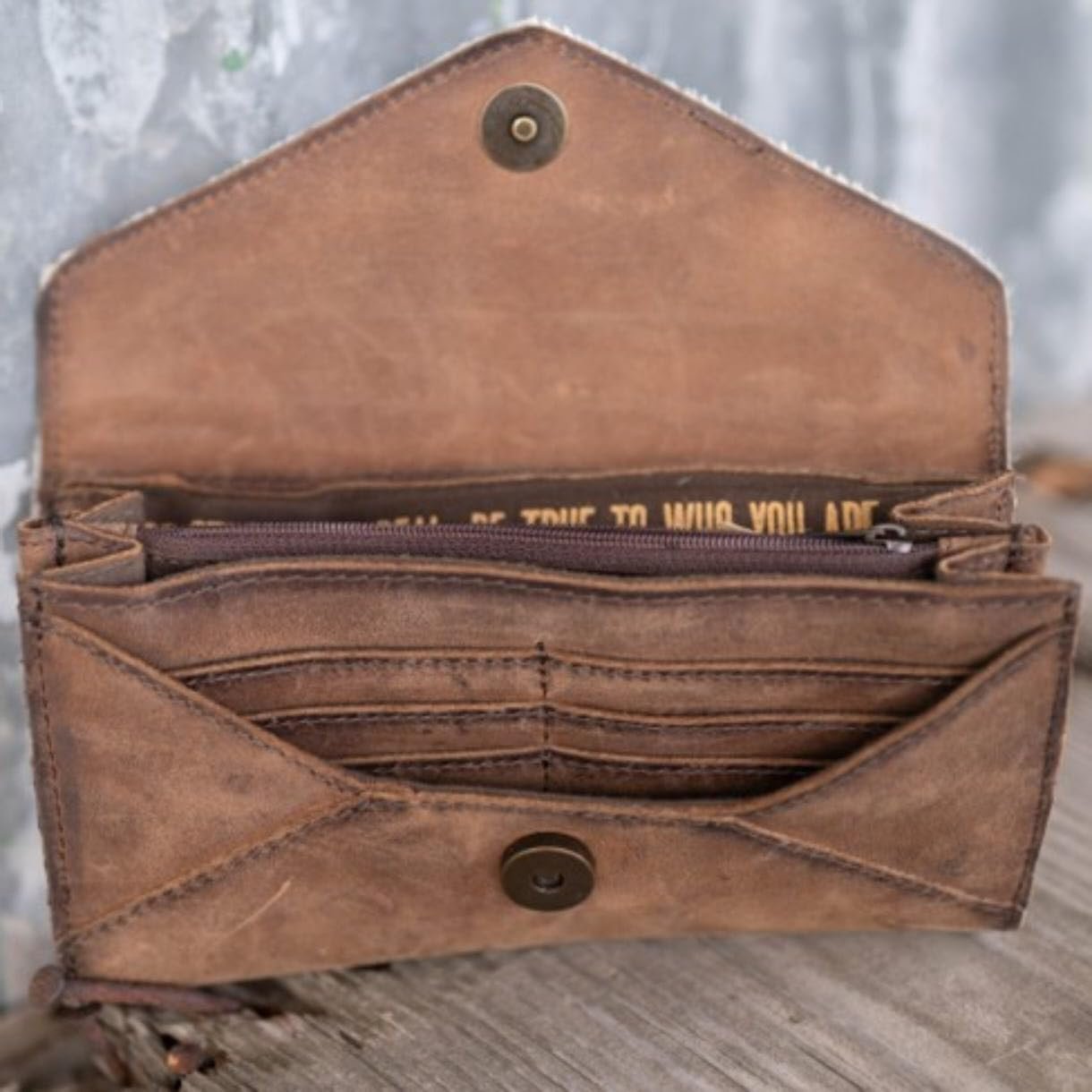 STS Ranchwear Womens Style Cowhide/Tan Leather Crossbody Bag