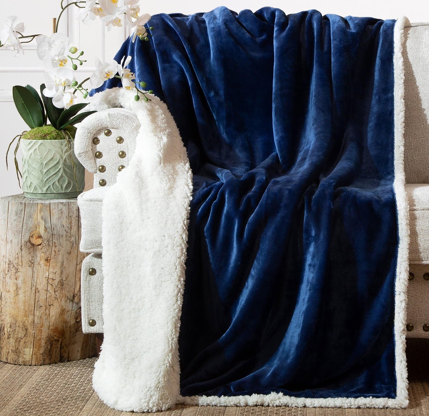 Ultra Premium Plush Sherpa Oversized Throw Blanket