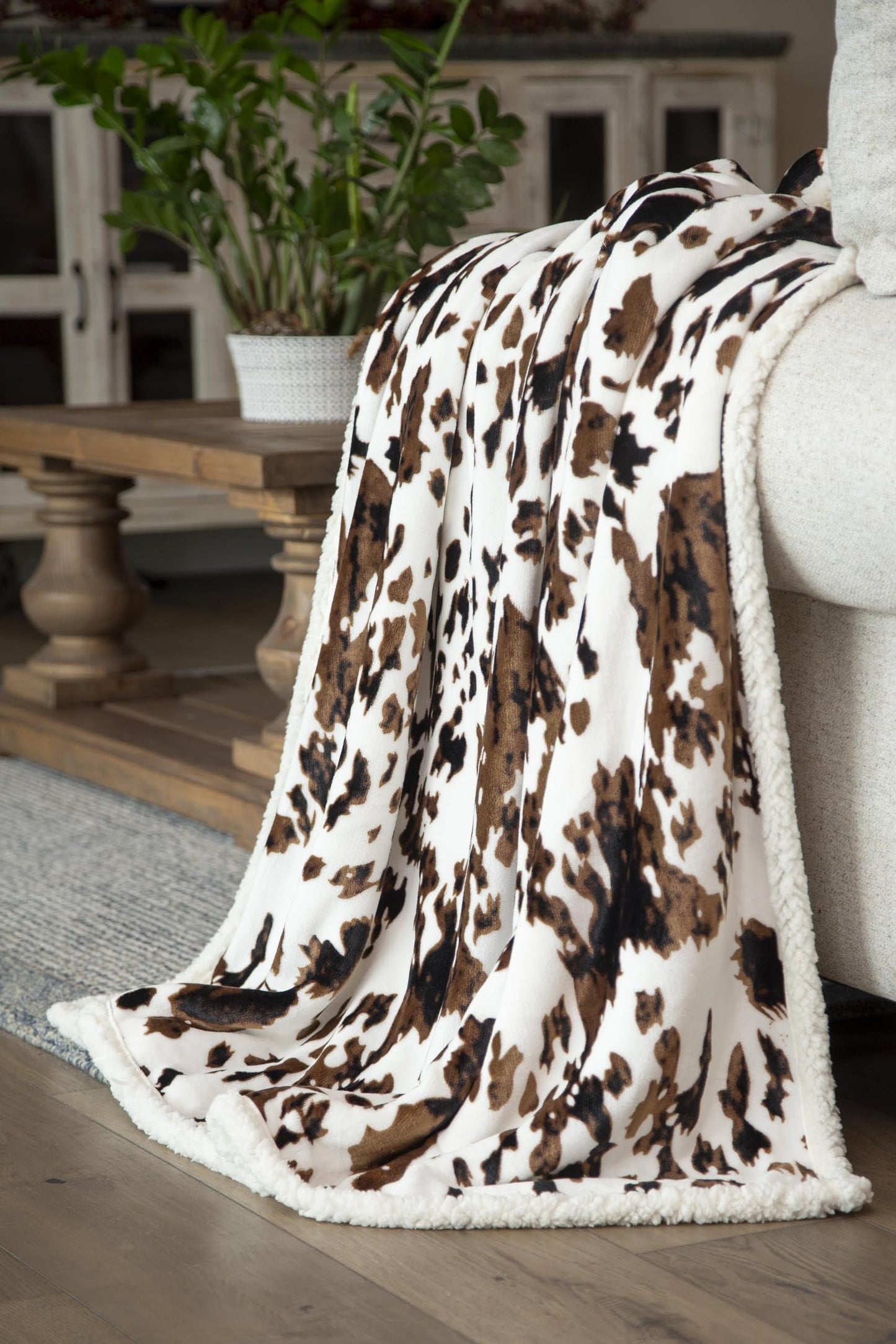 Ultra Premium Plush Sherpa Oversized Throw Blanket